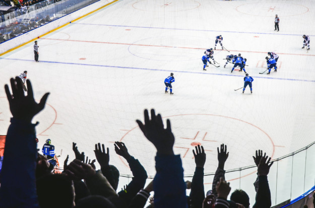 Tips for watching your first ice hockey game