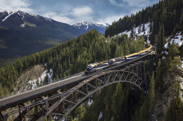 Rocky Mountaineer crossing Stoney Creek Bridge