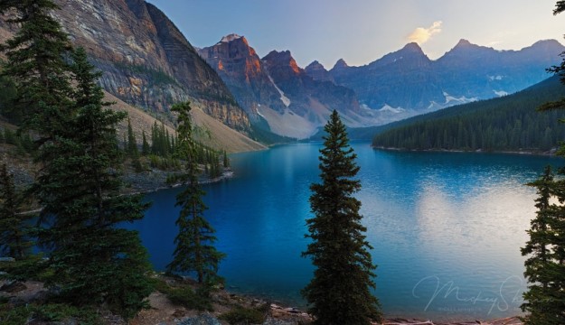 moraine-lake-sunset-banff-photography - Mickey Shannon